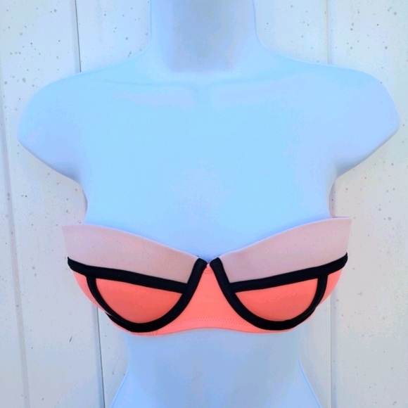 Victoria's Secret Multicolor Bikini Top - Picture 2 of 7